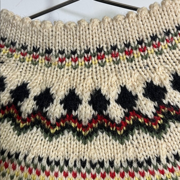 Norwegian Vintage Hand-knit Wool Cardigan - Picture 7 of 9